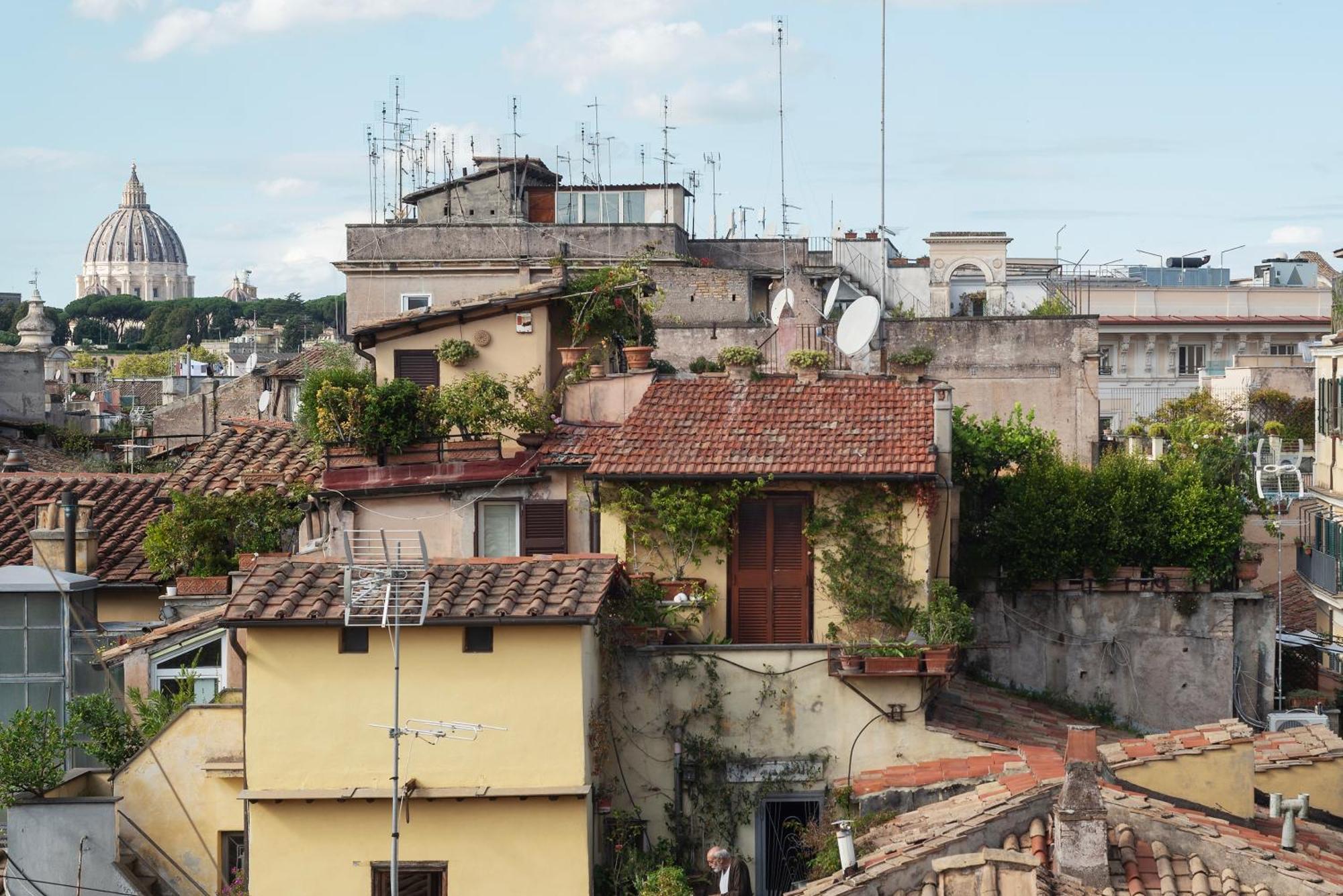 Apartment With Terrace In Via Del Pellegrino - FromhometoRoma Exterior foto